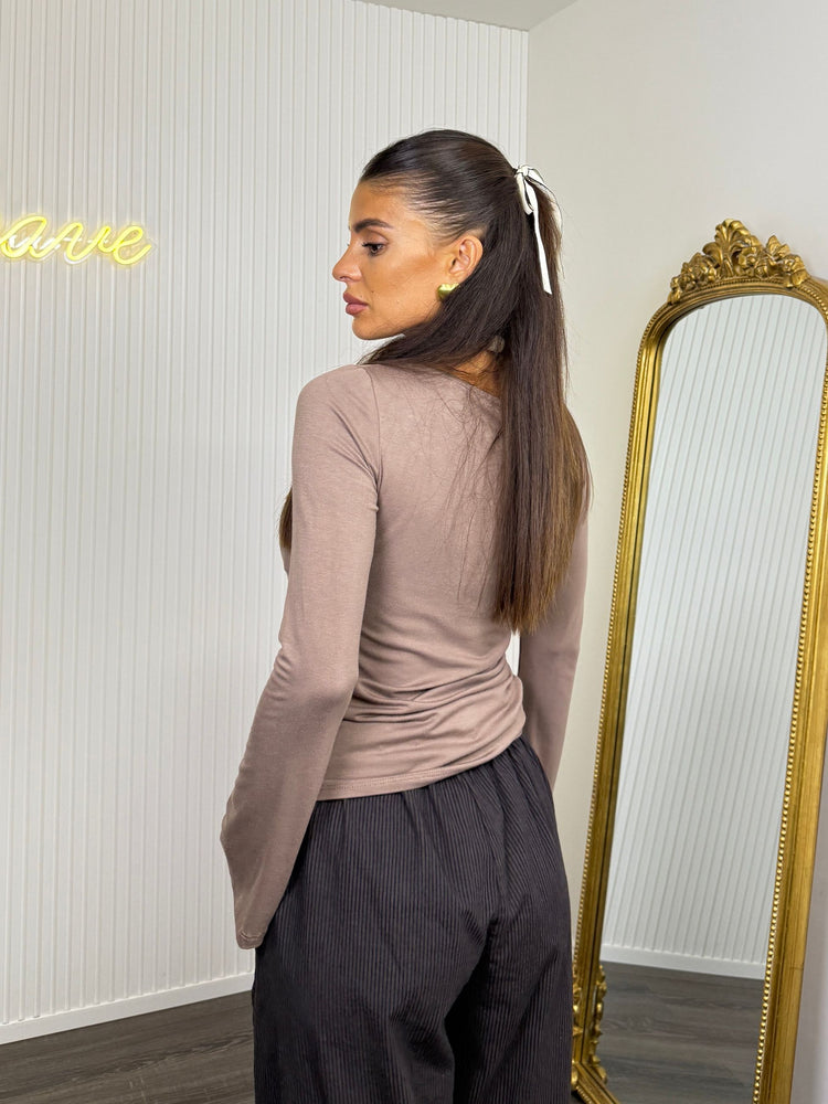 Maglia scollo a barca