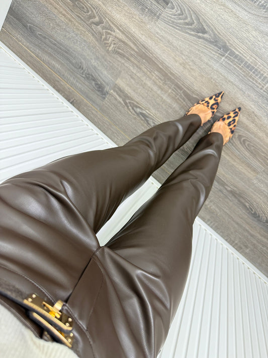 Pantaloni in ecopelle